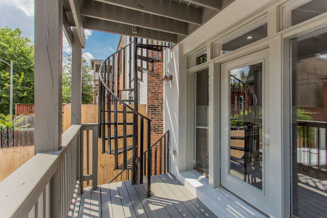 27-Quincy-Pl-NE-Unit-1-small-006-14-Deck-666x444-72dpi