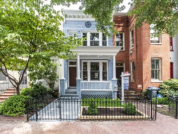 Exterior-Front-00011